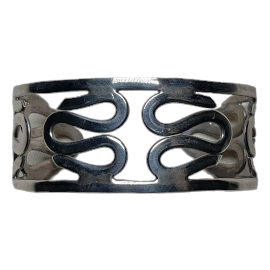 VINTAGE SILVER WITH SWIRL DESIGN