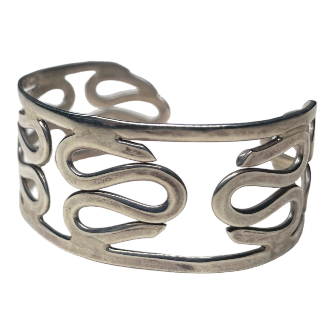 VINTAGE SILVER WITH SWIRL DESIGN - Image 3